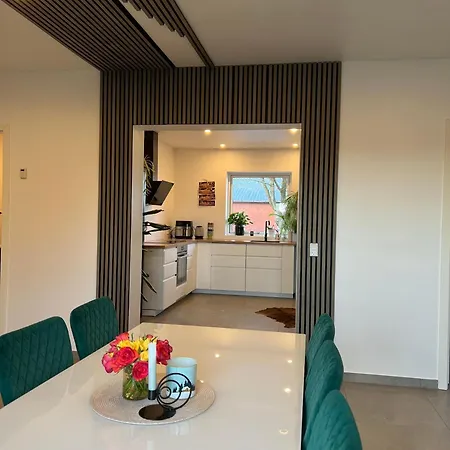 Family Retreat Near Billund- Legoland&Lego House&Lalandia-Spacious Family Apartment 3 דירה